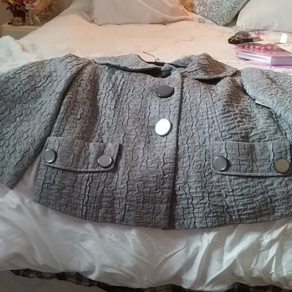 Blazer - Picture 9 of 12